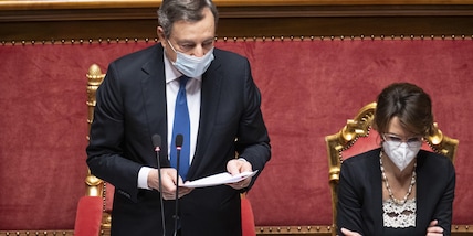 Covid, tamponi ad eventi e Green Pass più breve: è lotta ad Omicron