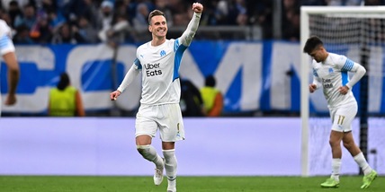 Coppa di Francia, show di Milik e il Marsiglia vola. Vince il Psg, segna Icardi