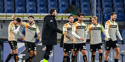Il Venezia riacciuffa la Sampdoria: gol di Gabbiadini, Henry magico