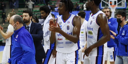 Champions League, Treviso c'è su l'Aek! Brindisi eliminata