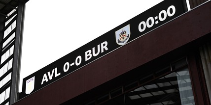 Aston Villa-Burnley annullata: il Covid rovina il viaggio ad un piccolo tifoso