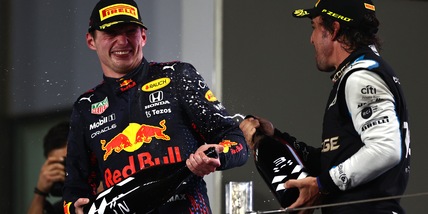 F1, Verstappen: "Confrontarsi con Alonso è sempre istruttivo"