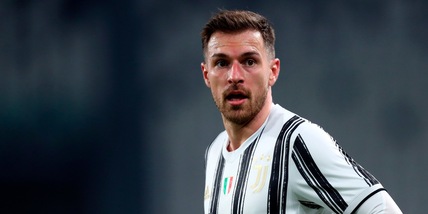 La Juve celebra Ramsey: "Auguri Rambo!"