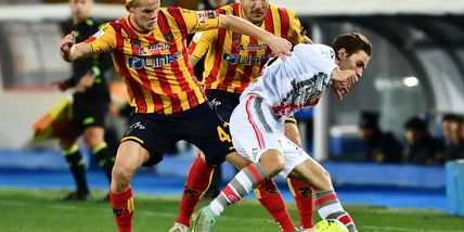 Lecce, mercoledì c'è il Vicenza: terapie per Bleve e Rodriguez. Assente Tuia