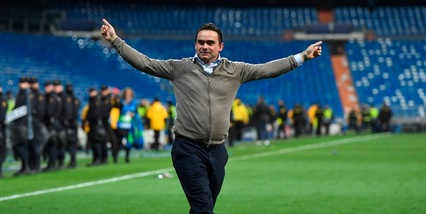 Esport3: "Overmars lascerà l'Ajax, andrà al Barcellona"
