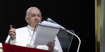 Ucraina, Papa Francesco: "Urgente aprire corridoi umanitari"