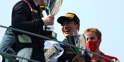 F1, Zhou: "Anno zero per tutti, sono elettrizzato"