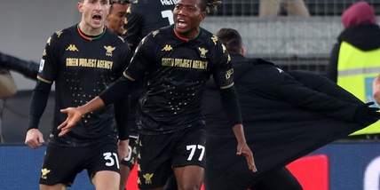 Venezia, Okereke chiama a raccolta i tifosi: "Abbiamo bisogno di voi"