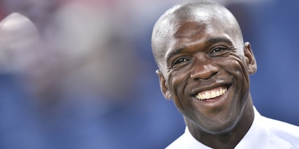 Seedorf diventa musulmano: "Mi sono convertito all'Islam"