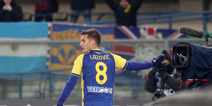 Verona, Lazovic costretto ai box: lesione muscolare
