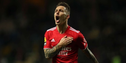 Occhio a Grimaldo. Ma la Juve teme la concorrenza del Barcellona