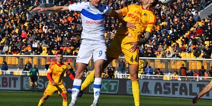 Serie B, Lecce e Brescia fanno 1-1: Bisoli risponde a Strefezza