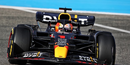 F1, Gp Bahrain: Verstappen comanda le libere 2 davanti alle Ferrari