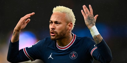 Sun: "Newcastle, super offerta per Neymar: il Psg apre alla cessione"