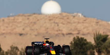 F1, Gp Bahrain: Verstappen guida le terza libere, 2° Leclerc