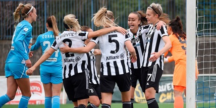 Juve Women show contro il Napoli: Hurtig e Caruso in gol