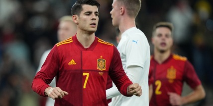 Morata trascina la Spagna con una doppietta. Giroud e Dzeko in gol