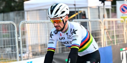 Ciclismo, Fiandre: Alaphilippe out per preparare la Liegi