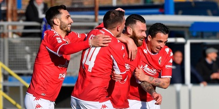 Il Bari torna in Serie B: 1-0 al Latina firmato Antenucci