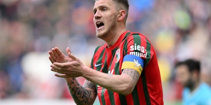 Bundesliga, l'Augsburg vede la salvezza: 3-0 al Wolfsburg