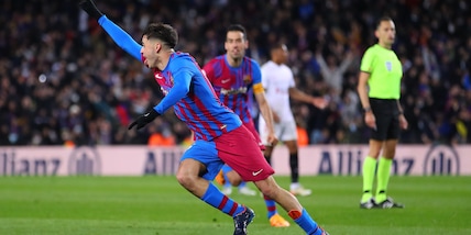 Liga, magia di Pedri: il Barcellona batte il Siviglia