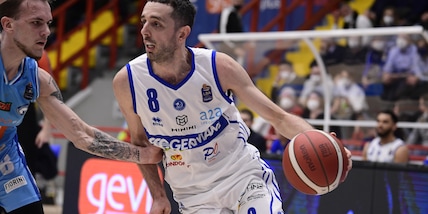 Brescia resiste alla rimonta e batte Napoli, Flaccadori trascina Trento