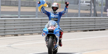 MotoGp, Rins secondo a Austin: "Questo podio è per chi soffre"