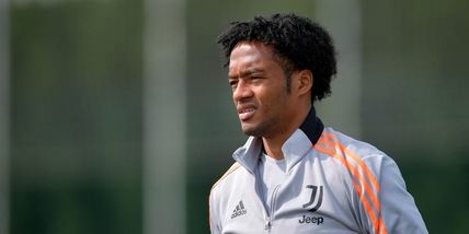 Juve, ufficiale: Cuadrado rinnova di un anno