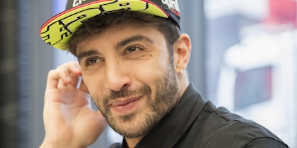 Iannone in pista a Misano: il pilota in sella all'Aprilia per un evento con piloti amatori