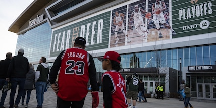 Playoff Nba, Suns e Bucks si portano avanti in gara 1