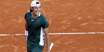 Musetti al 2° turno a Barcellona: Baez ko in 2 set, sfiderà Evans