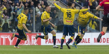 Serie C, il Modena vince e vola in Serie B. La Reggiana batte il Teramo