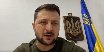 Ucraina, Zelensky: "Faremo di tutto per salvare civili e militari"