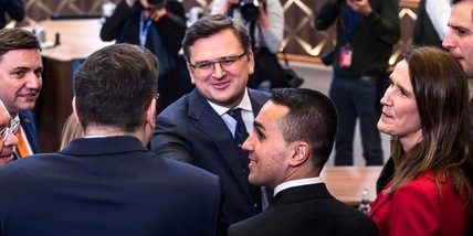 Ucraina, Kuleba: "Ho ringraziato Di Maio per le sanzioni e le armi"