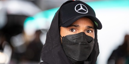 F1, Hamilton: "Voglio aiutare chi è in difficoltà. Lo sport mi ha salvato"