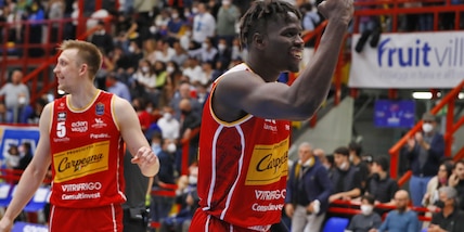 Reggio Emilia e Pesaro non sbagliano e volano ai playoff