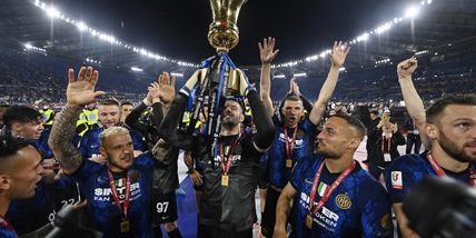 L'Inter di Inzaghi alza la Coppa Italia: la festa in campo
