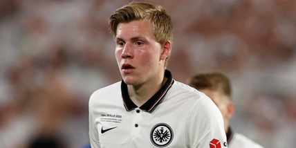 Milan, Hauge riscattato dall'Eintracht: il comunicato ufficiale