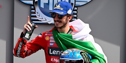 MotoGP: Bagnaia solista rosso, che spettacolo al Mugello