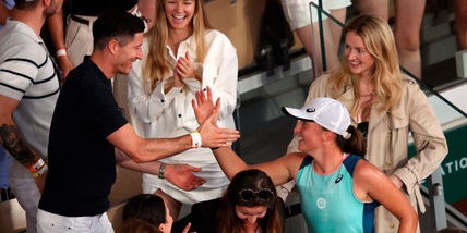 Swiatek show, anche Lewandowski in tribuna: "Spero che torni"