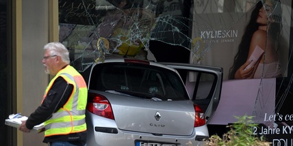 Auto travolge folla a Berlino: un morto e diversi feriti