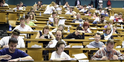 Università: con quali lauree si trova prima lavoro e si guadagna di più