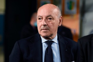 Lo strano caso dell'Inter: Marotta compra, Zhang vende
