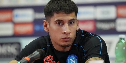 Napoli, ecco Olivera: "La maglia 17? Farò di tutto per onorarla"