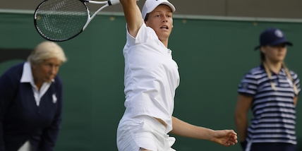 Atp Umago, Sinner è uno spettacolo: dura lezione per Alcaraz