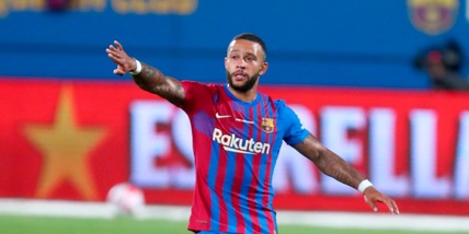 Depay prova a liberarsi dal Barcellona, la Juve allo sprint