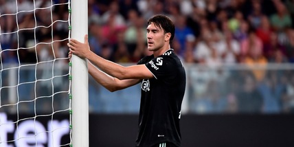 Juve, Vlahovic suona la carica e avvisa la Roma: "Bisognerà fare di più"