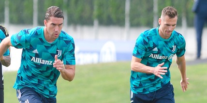 Juve, doppio bomber: Allegri ci riprova. Soluzioni e dubbi per il Benfica