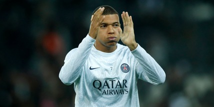 Psg, Mbappé smentisce tutto: "Mai pensato di andarmene"