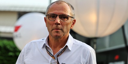 F1 calendario, rivoluzione Domenicali: 24 gare, dove si corre e quando